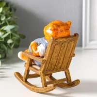 Сувенир полистоун лак "Пухлый кот в жилете, на кресле-качалке" 12х7,7х13,5 см