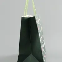 Пакет подарочный крафтовый &laquo;С Новым годом&raquo;, игрушки, 25&times;22&times;12 см