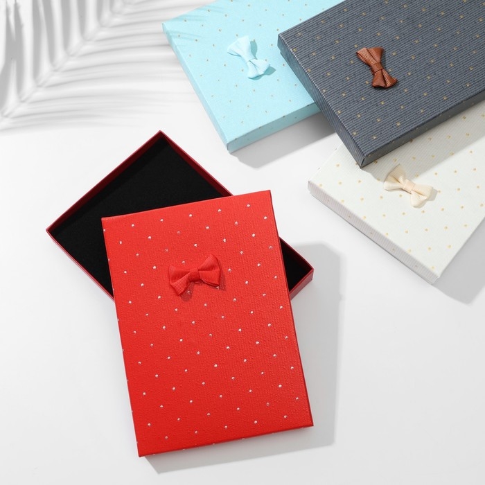 Коробочка подарочная под набор «Крапинки», 13×18 (размер полезной части 12,5×18,5см), цвет МИКС Коробочка подарочная под набор «Крапинки», 13×18 (размер полезной части 12,5×18,5см), цвет МИКС