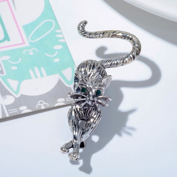 Брошь «Кошка грациозная», цвет зелёный в чернёном серебре Брошь «Кошка грациозная», цвет зелёный в чернёном серебре