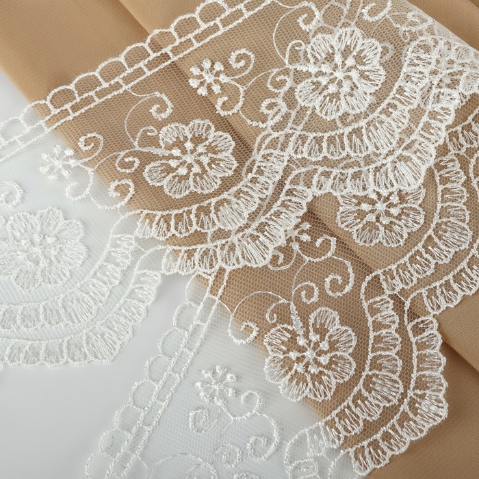 Кружево на сетке, 90 мм × 11 ± 1 м, цвет белый Кружево на сетке, 90 мм × 11 ± 1 м, цвет белый