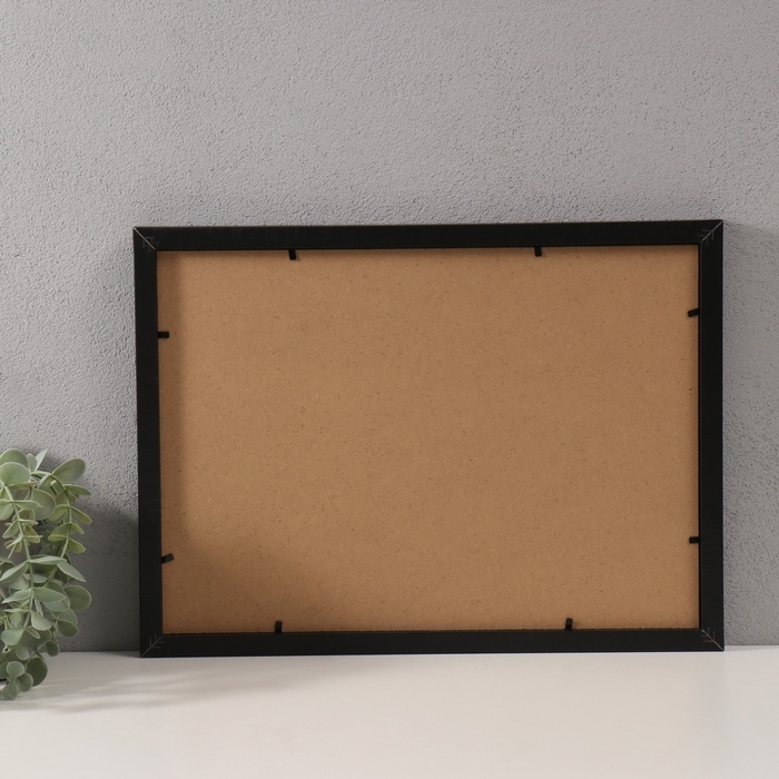 Фоторамка МДФ на 1 фото 21х31 см с паспарту Фоторамка МДФ на 1 фото 21х31 см с паспарту "Кармела" черная 2х38х28 см