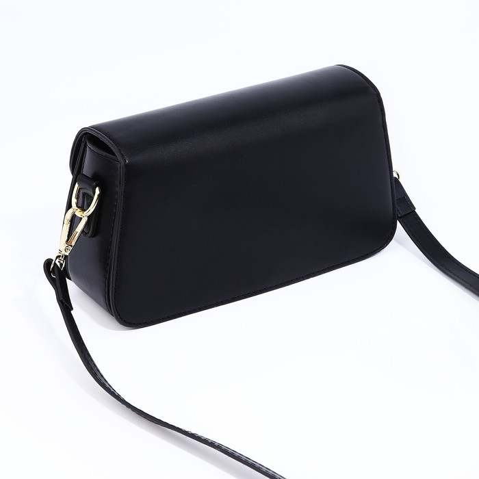 Сумка-мессенджер на магните, цвет чёрный Сумка-мессенджер на магните, цвет чёрный