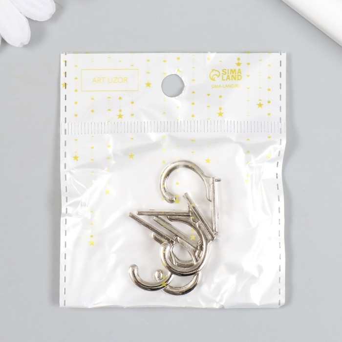 Крючок металл (набор 5 шт) серебро 2,7х0,6 см Крючок металл (набор 5 шт) серебро 2,7х0,6 см