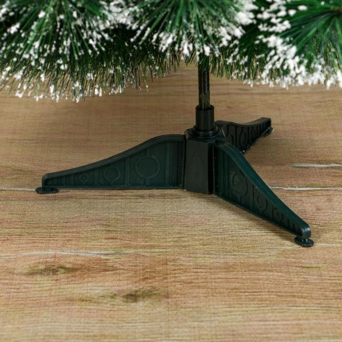 Кедр Кедр "Зелёный" снег пласт подставка, 60 см d нижнего яруса 45 см d иголок 10 см 35 веток