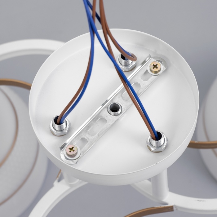 Люстра Люстра "Рина" 3хЕ27 40Вт бело-золотой 44х44х17,5 см