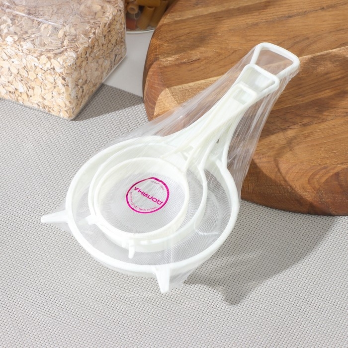 Набор сит Доляна, 3 шт, d=6,5/8/11,5 см, цвет МИКС Набор сит Доляна, 3 шт, d=6,5/8/11,5 см, цвет МИКС