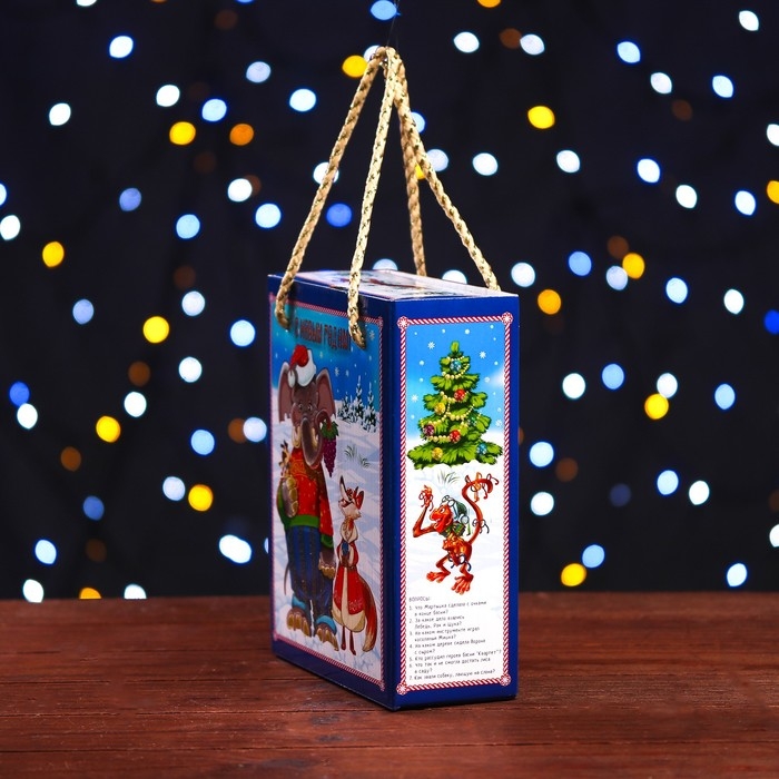 Новый год. Подарочная коробка Новый год. Подарочная коробка "Квартет" 16,5 х 7,9 х 20,8 см.