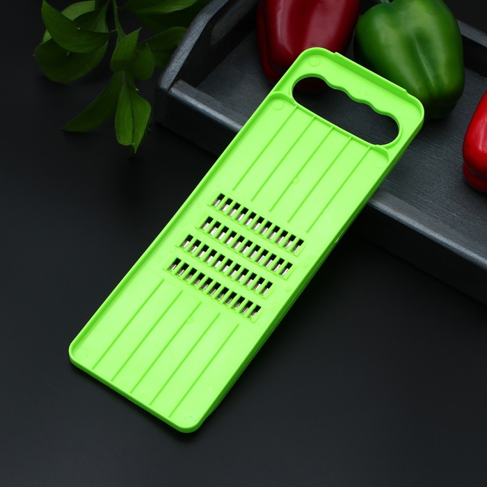 Тёрка для корейской моркови Доляна «Помощник», четырёхрядная, 29×10×1 см, цвет зелёный Тёрка для корейской моркови Доляна «Помощник», четырёхрядная, 29×10×1 см, цвет зелёный