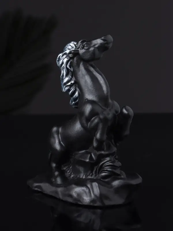 Фигура "Конь на дыбах" 10 см, черный