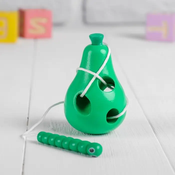 Развивающая игра шнуровка &laquo;Груша с червячком&raquo; 4.5&times;4.5&times;7.5 см