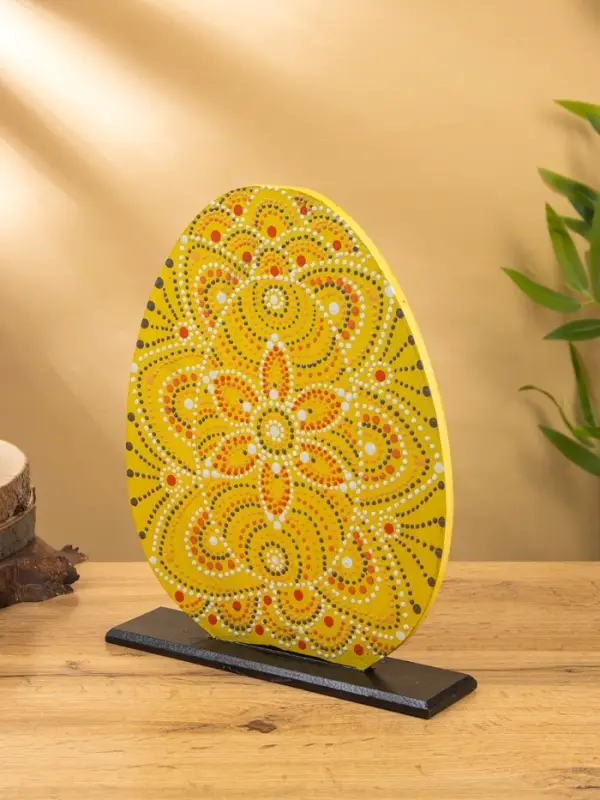 Сувенир Сувенир "Яйцо" МДФ 25х6х30 см, цв. жёлтый