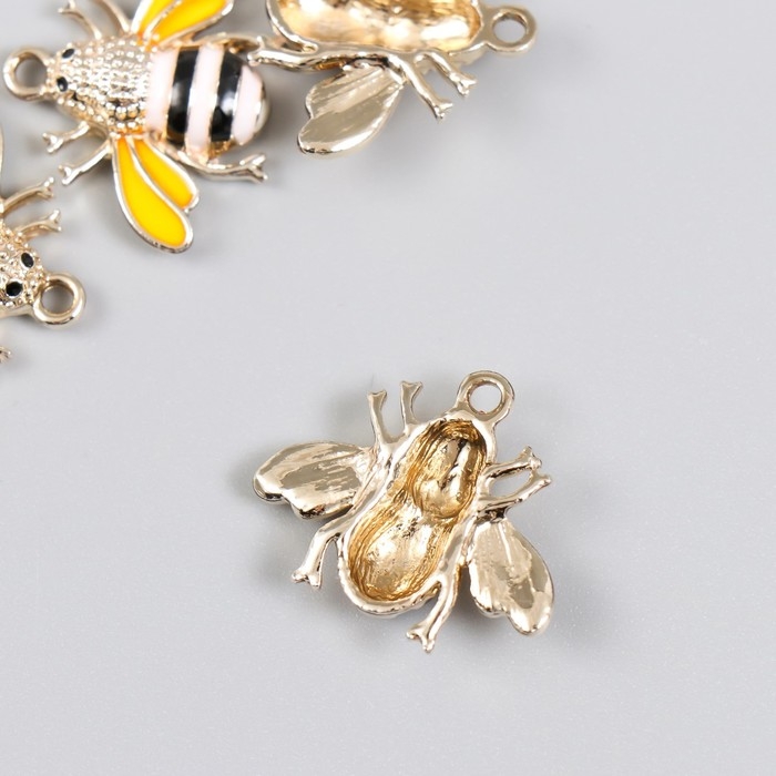 Декор для творчества металл, эмаль Декор для творчества металл, эмаль "Белая пчела" 2,4х2,1 см