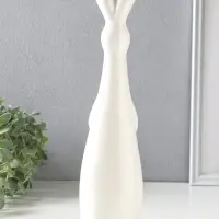 Сувенир керамика "Белый заяц с золотым бантом" 7,8х6,3х30,8 см