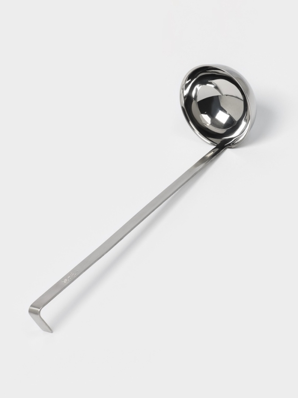 Половник цельнотянутый Hanna Knövell, 500 мл, d=12 см, h=40 см, толщина 3 мм, нержавеющая сталь Половник цельнотянутый Hanna Knövell, 500 мл, d=12 см, h=40 см, толщина 3 мм, нержавеющая сталь