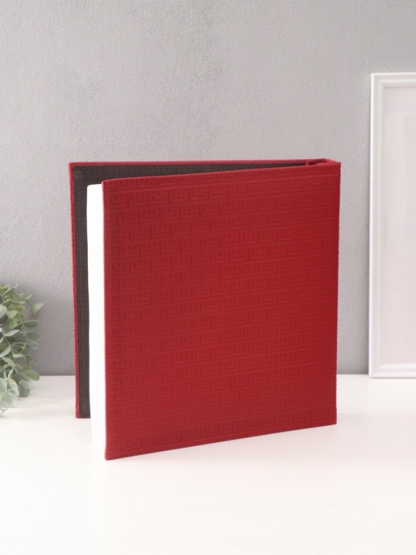 Фотоальбом на 500 фото 10х15 см Фотоальбом на 500 фото 10х15 см "Греческий узор" кожзам, красный, в коробке 5,5х32,5х34 см 1074684