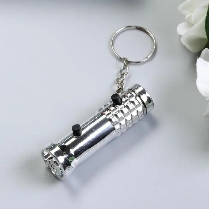 Фонарик брелок для ключей на кольце «Серебряный», 5.7×1.5×1.5 см Фонарик брелок для ключей на кольце «Серебряный», 5.7×1.5×1.5 см
