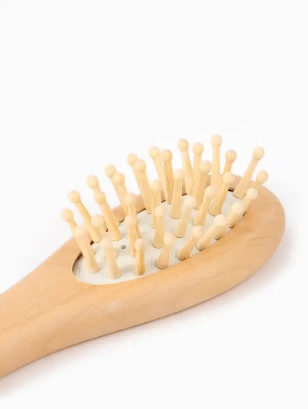 Набор деревянных расчесок детских с натуральной щетиной, 3 шт в коробке, M&B Набор деревянных расчесок детских с натуральной щетиной, 3 шт в коробке, M&B