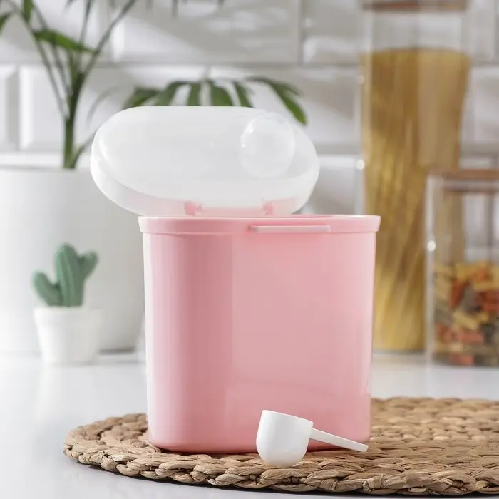 Банка пластиковая для сыпучих продуктов «Удовольствие», овальная, с ложкой, 13,5×9,5×14 см, цвет МИКС Банка пластиковая для сыпучих продуктов «Удовольствие», овальная, с ложкой, 13,5×9,5×14 см, цвет МИКС