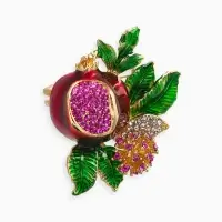 Брошь &laquo;Гранат&raquo;, с цветком, со стразами, цветная в золоте