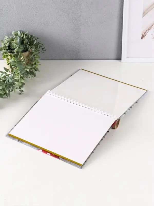 Фотоальбом 10 магнитных листов Фотоальбом 10 магнитных листов "Презент" 23X28см, пер-т внутр.спираль