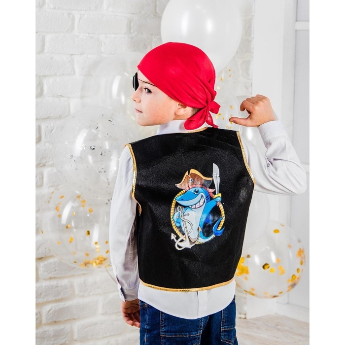 Карнавальный костюм «Морской разбойник», жилетка, наглазник, термонаклейка, бандана Карнавальный костюм «Морской разбойник», жилетка, наглазник, термонаклейка, бандана