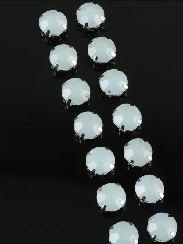 Стразы пришивные &laquo;Шатон&raquo;, круглые, в цапах, d=10 мм, 20 шт., белые