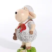 Фигурка полистоун &laquo;Овечка Бяша с подарком&raquo;, 4.5&times;4&times;8 см, МИКС