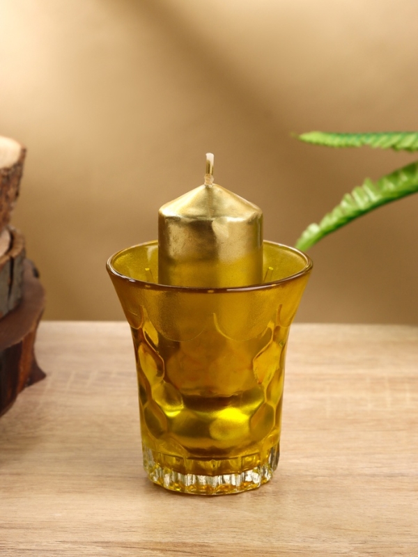 Подсвечник для чайной свечи 7,5х7,5х8 см Подсвечник для чайной свечи 7,5х7,5х8 см