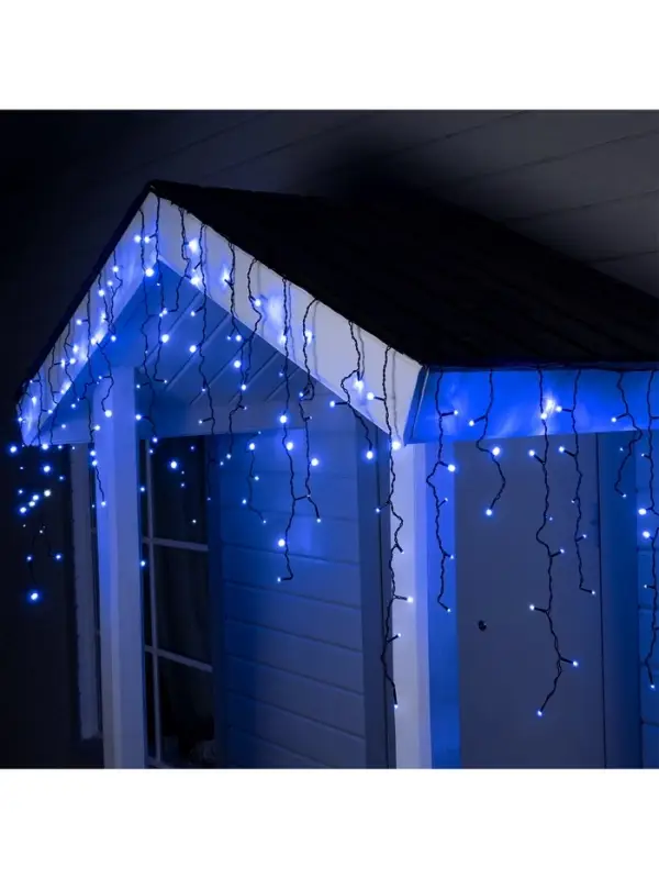 Гирлянда &laquo;Бахрома&raquo; 4&times;0.6 м, IP44, тёмная нить, 180 LED, свечение синее, мерцание белым, 220 В