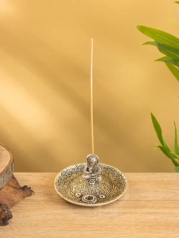 Подставка под благовония  Подставка под благовония "Будда в позе лотоса" алюминий 11х11х7 см