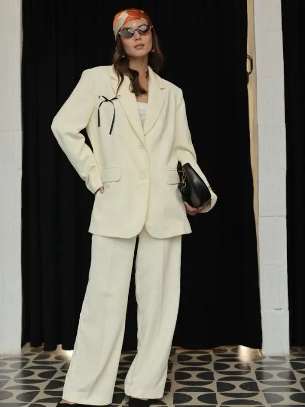 Брошь «Бантик», чёрная в серебре Брошь «Бантик», чёрная в серебре