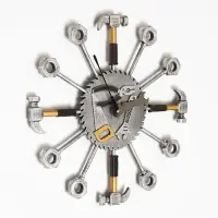 Часы настенные интерьерные &laquo;Инструменты&raquo;, бесшумные, плавный ход, d=16 см, 37&times;37 см, от батарейки 1&times;АА