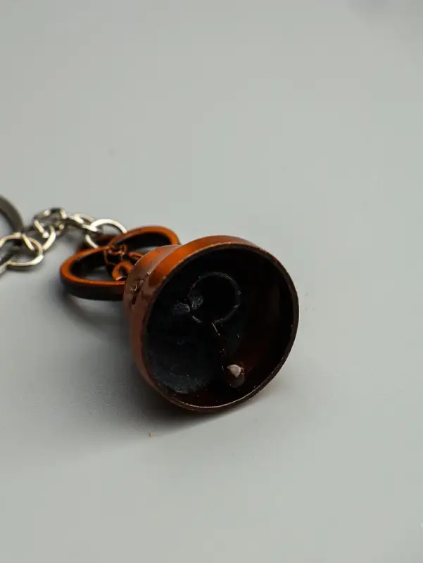 Брелок металл "Колокольчик - влюблённые в сердце" МИКС 4,9х2,8х2,8 см