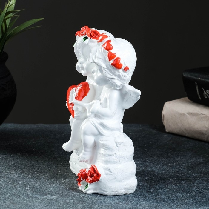 Фигура  Фигура "Ангел с сердцем на замочке" 15х11см