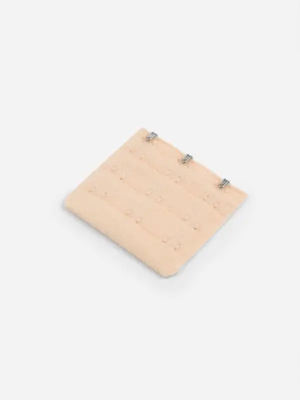 Застёжка для бюстгальтера, удлинитель, 3 ряда 3 крючка, 5×5.5 см, бежевая Застёжка для бюстгальтера, удлинитель, 3 ряда 3 крючка, 5×5.5 см, бежевая
