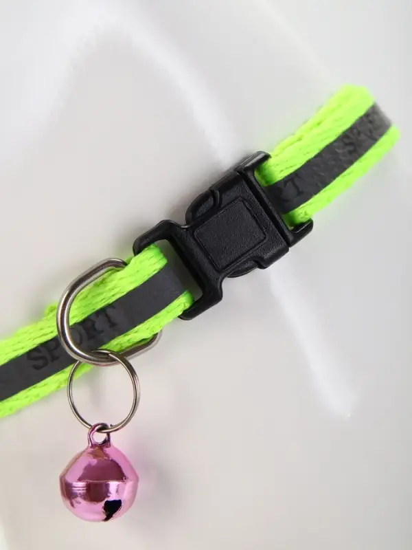 Ошейник Ошейник "Спорт" со светоотражающей полосой, 31 х 1 см, зелёный