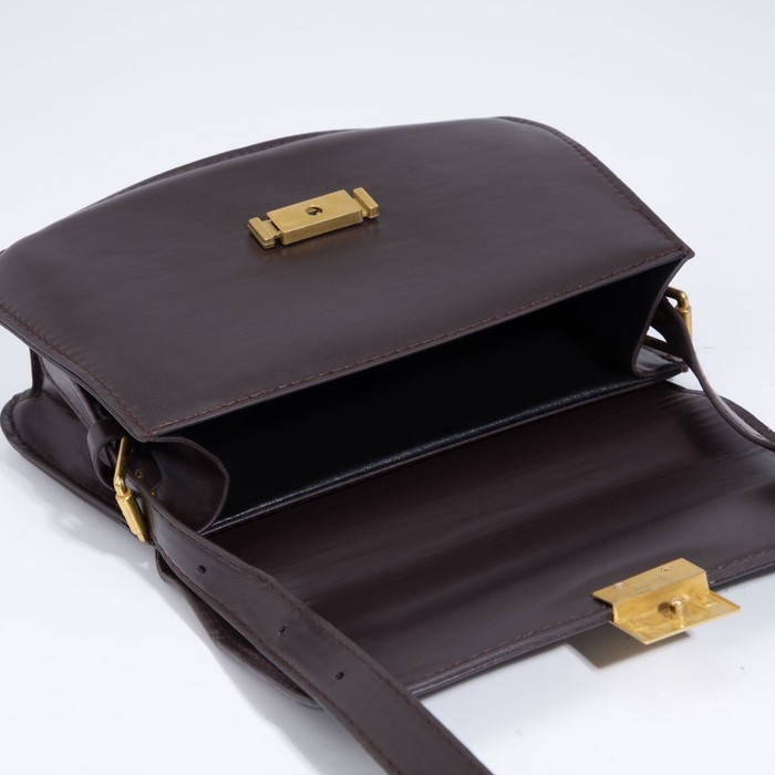 Сумка-мессенджер на клапане, цвет коричневый Сумка-мессенджер на клапане, цвет коричневый