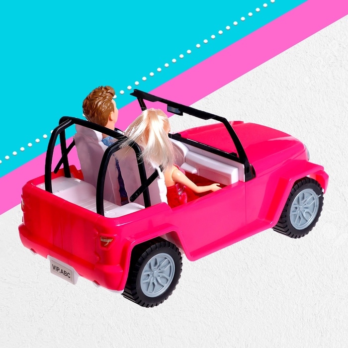 Набор кукол «Семья» на машине Набор кукол «Семья» на машине