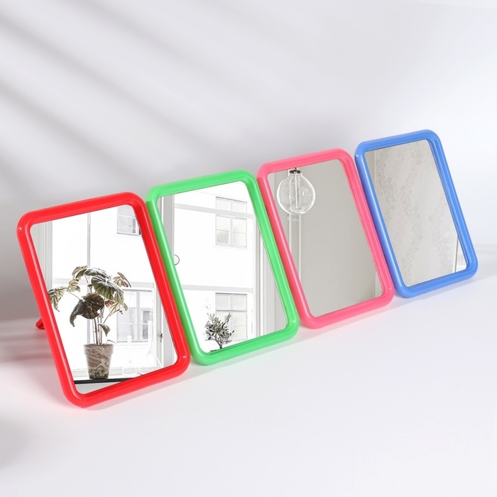 Зеркало настольное - подвесное, зеркальная поверхность 9,7 × 13,2 см, цвет МИКС Зеркало настольное - подвесное, зеркальная поверхность 9,7 × 13,2 см, цвет МИКС