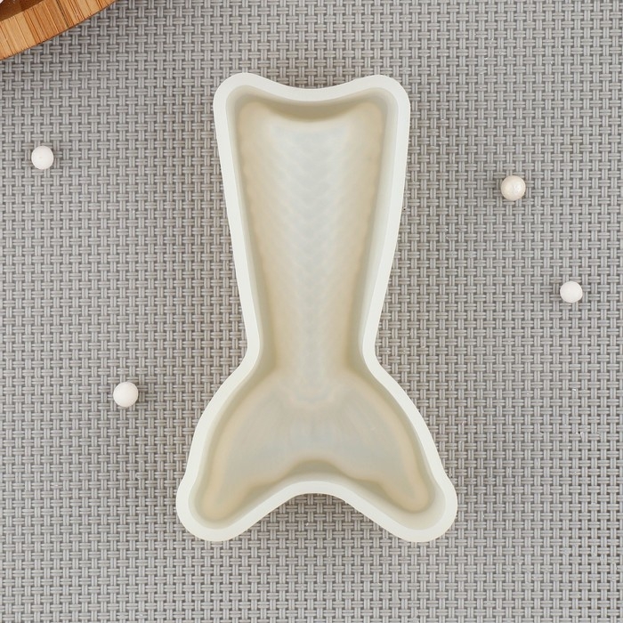 Молд для шоколада Доляна «Хвост русалки», силикон, 9,5×5,5×2 см, цвет белый Молд для шоколада Доляна «Хвост русалки», силикон, 9,5×5,5×2 см, цвет белый