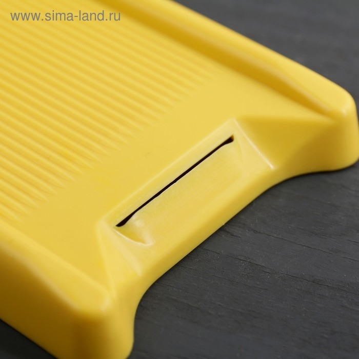 Овощерезка для моркови «Эконом», 8,5×27,5×1,5 см, цвет МИКС Овощерезка для моркови «Эконом», 8,5×27,5×1,5 см, цвет МИКС