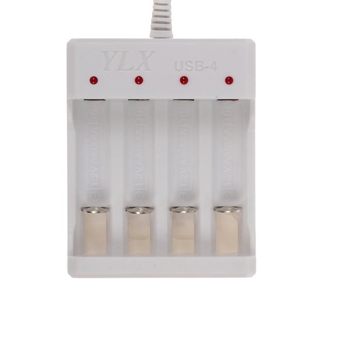 Зарядное устройство Luazon для 4х аккумуляторов АА или ААА UC-24, USB, ток заряда 250 мА, белое Зарядное устройство Luazon для 4х аккумуляторов АА или ААА UC-24, USB, ток заряда 250 мА, белое