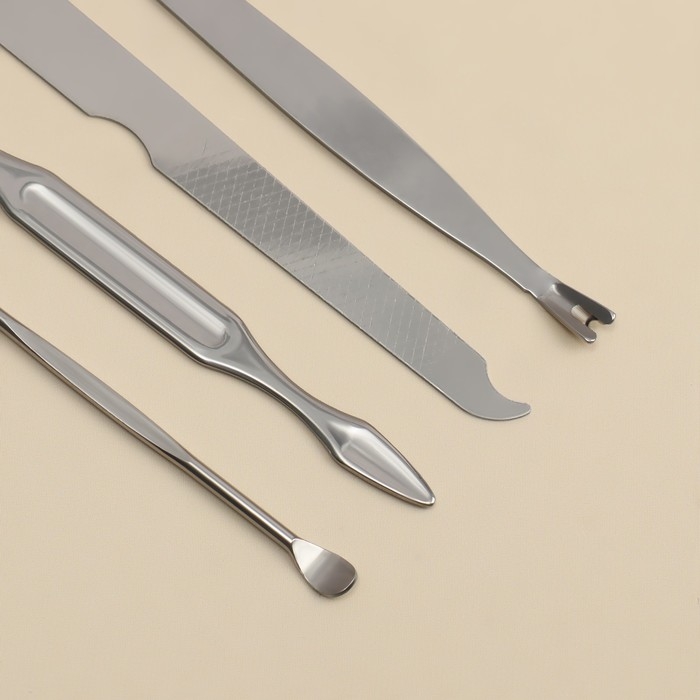 Набор маникюрный «Малина», 9 предметов, в футляре, цвет коралловый Набор маникюрный «Малина», 9 предметов, в футляре, цвет коралловый