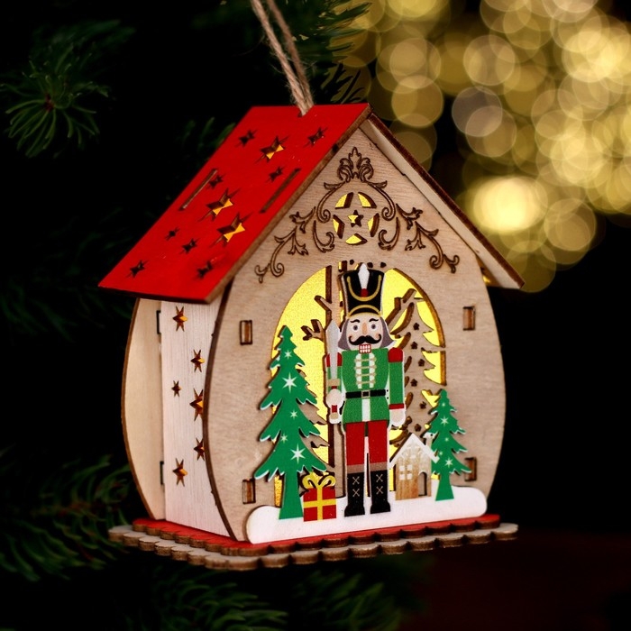 Новогодний декор с подсветкой «Щелкунчик» 9 × 7 × 11 см Новогодний декор с подсветкой «Щелкунчик» 9 × 7 × 11 см