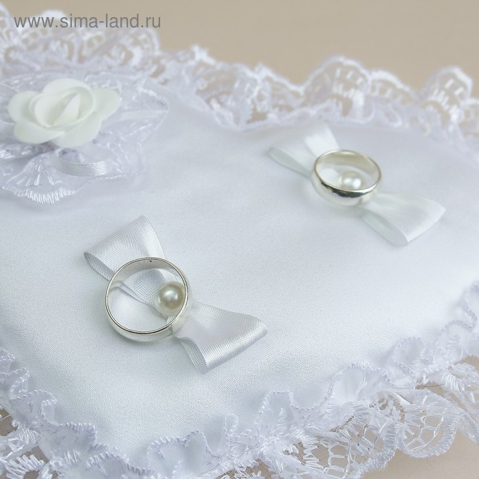 Подушечка для колец «Сердце», белая Подушечка для колец «Сердце», белая