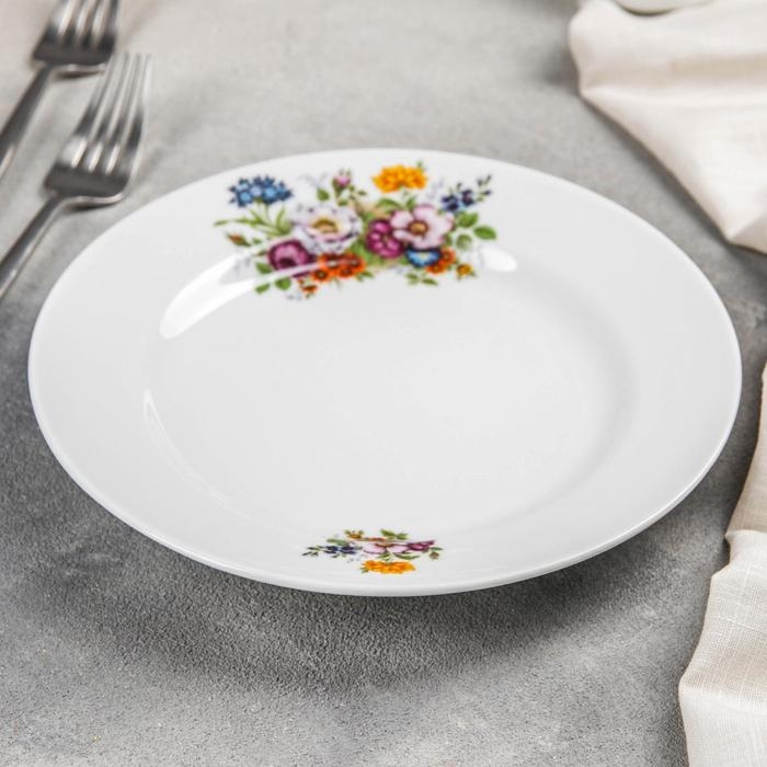 Тарелка фарфоровая «Букет цветов», d=20 см, белая Тарелка фарфоровая «Букет цветов», d=20 см, белая