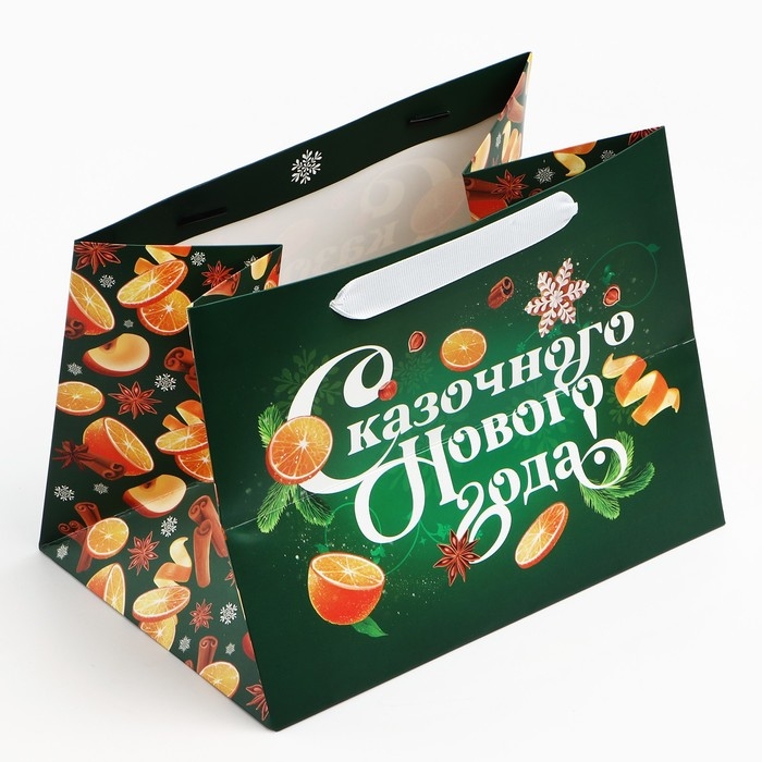 Пакет подарочный новогодний с широким дном «Новогодняя сказка», 25 х 19 х 18 см, Новый год Пакет подарочный новогодний с широким дном «Новогодняя сказка», 25 х 19 х 18 см, Новый год