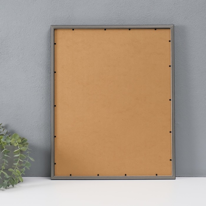 Фоторамка пластик на 5 фото 9х13 см  Фоторамка пластик на 5 фото 9х13 см "Дом" с прищепками, чёрная 60х40х2 см