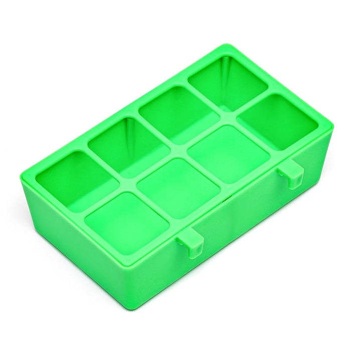 Кормушка для кормления с защитой на 8 ячеек 16,9 х 8,9 х 4,4 см, зелёная Кормушка для кормления с защитой на 8 ячеек 16,9 х 8,9 х 4,4 см, зелёная